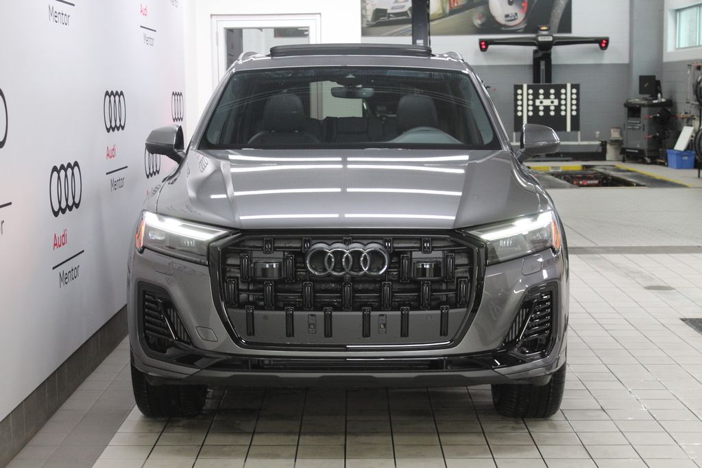 2025 Audi Q7  9