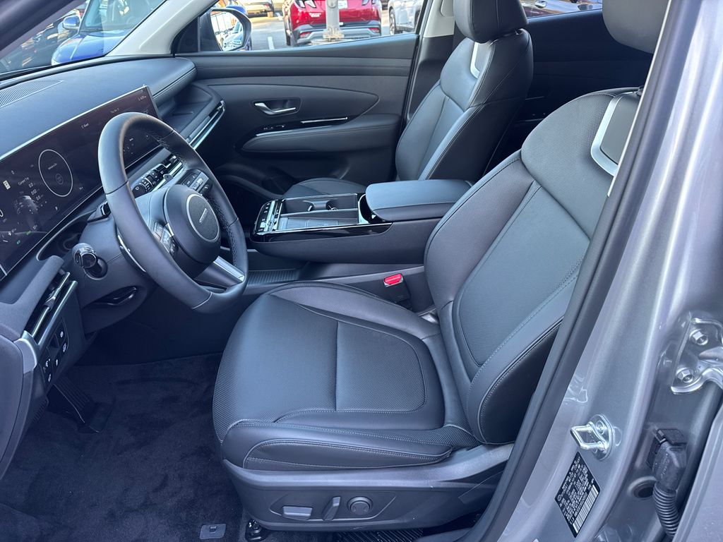2025 Hyundai Tucson Hybrid Limited - 8
