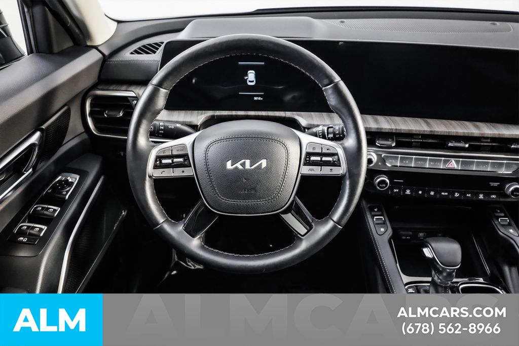 Used 2024 Black Kia EX image 32
