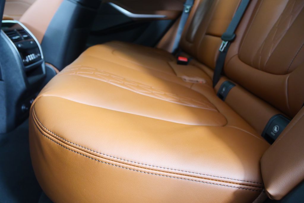 Thumbnail: 2026 BMW X5 - 15