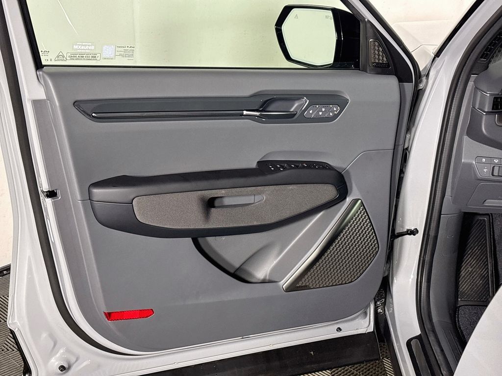 2026 Kia EV9 Land