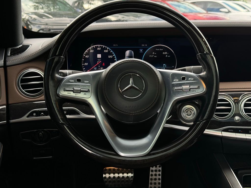 2018 Mercedes-Benz S-Class S 560 18