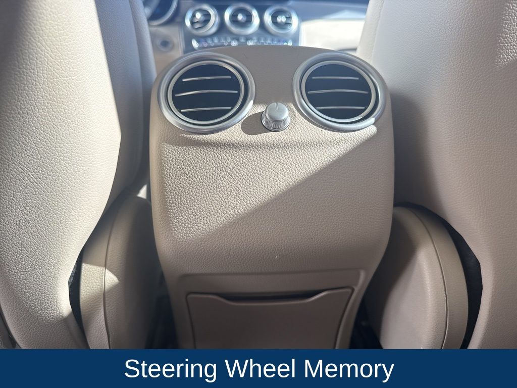 2022 Mercedes-Benz GLC 300 SUV