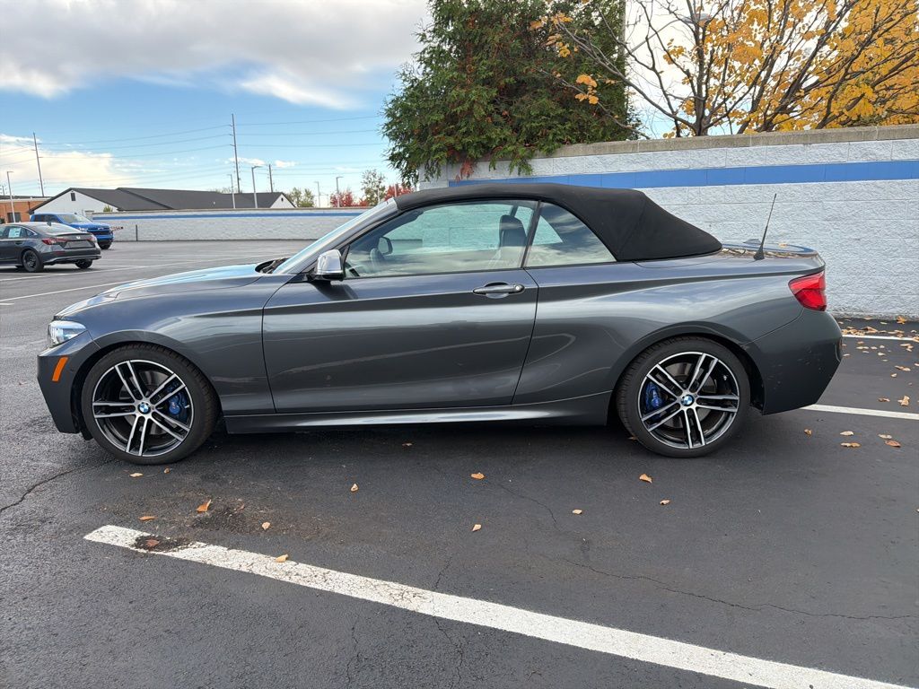 Thumbnail: 2018 BMW 2 Series - 2