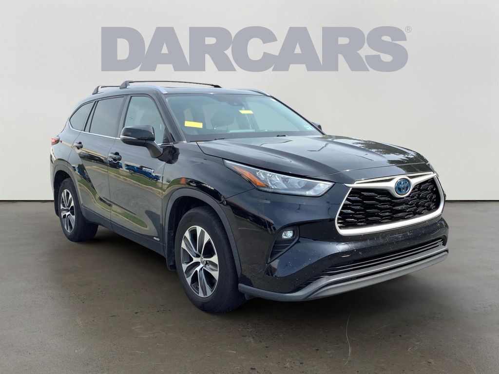 Midnight Black Metallic 2020 Toyota Highlander Hybrid SUV / Crossover All-Wheel Drive Continuously Variable Transmission