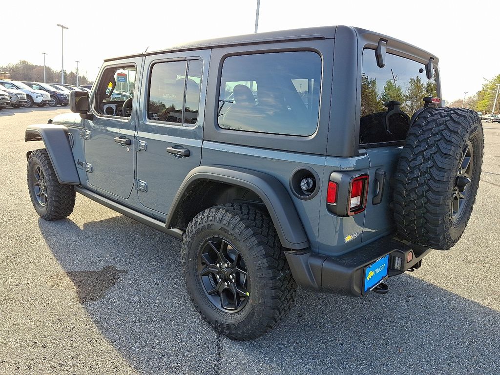 2026 Jeep Wrangler — photo 3