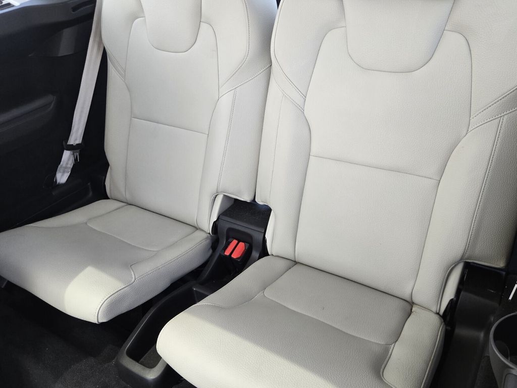 2020 Volvo XC90 - $20,859