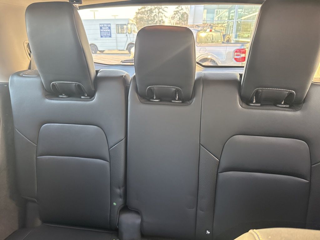 2024 Nissan Pathfinder SL FWD