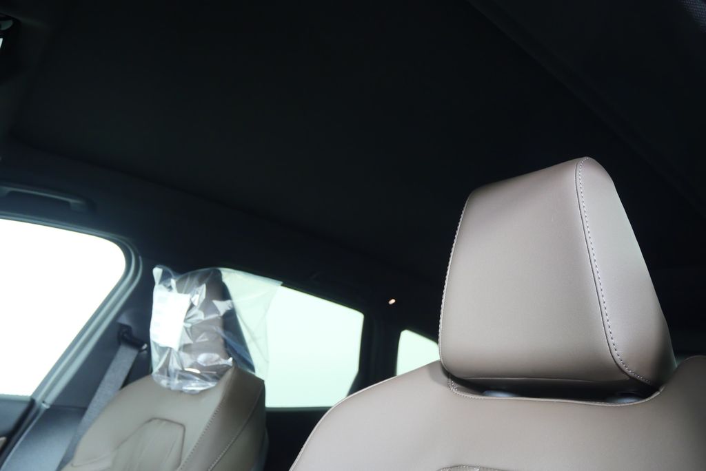 Thumbnail: 2026 BMW X3 - 12
