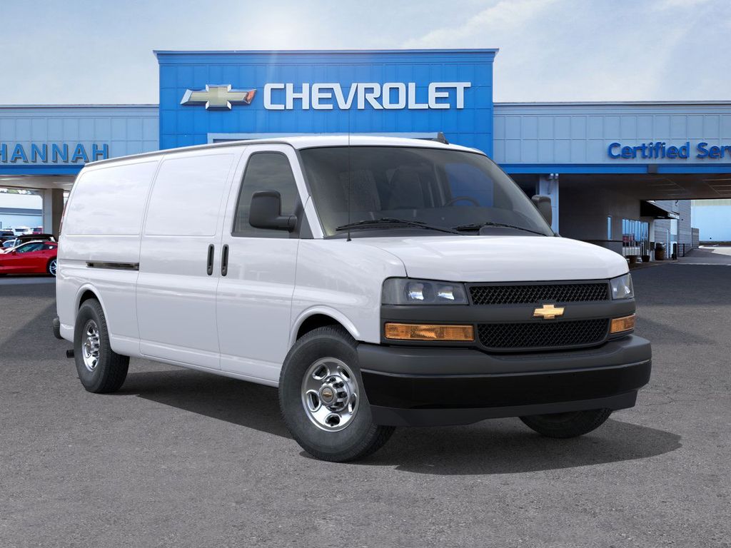 2025 Chevrolet Express 3500 Work Van