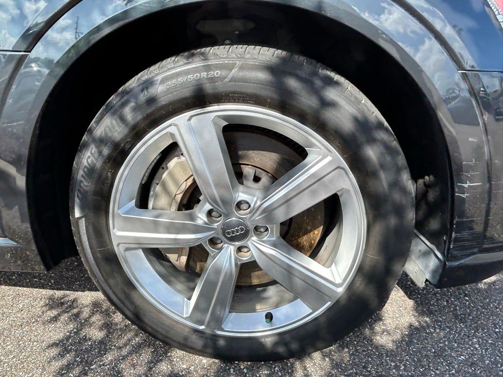Used 2019 Gray Audi Premium Plus image 40