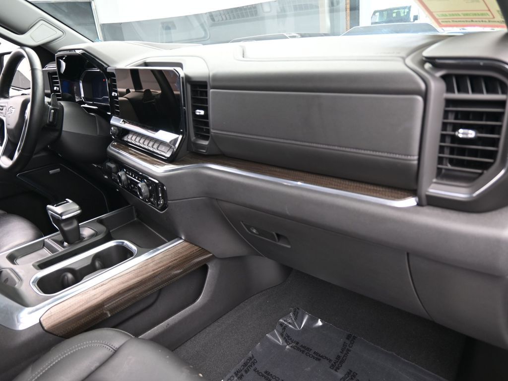 Used 2024 Summit White Chevrolet LT Trail Boss image 51