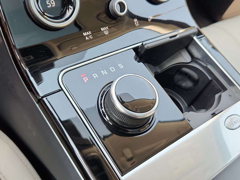 Thumbnail: 2020 Land Rover Range Rover Velar - 15
