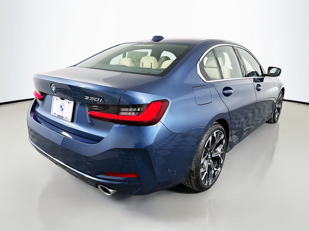 Thumbnail: 2026 BMW 3 Series - 5