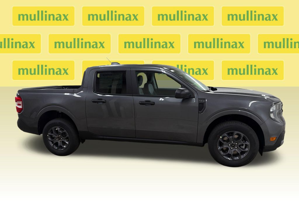 New 2026 Gray Ford XLT image 2