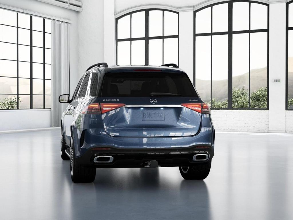 Thumbnail: 2026 Mercedes-Benz GLE - 26