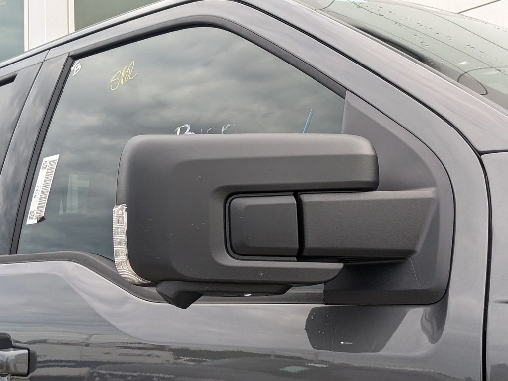 2025 Ford F-150 Black Widow