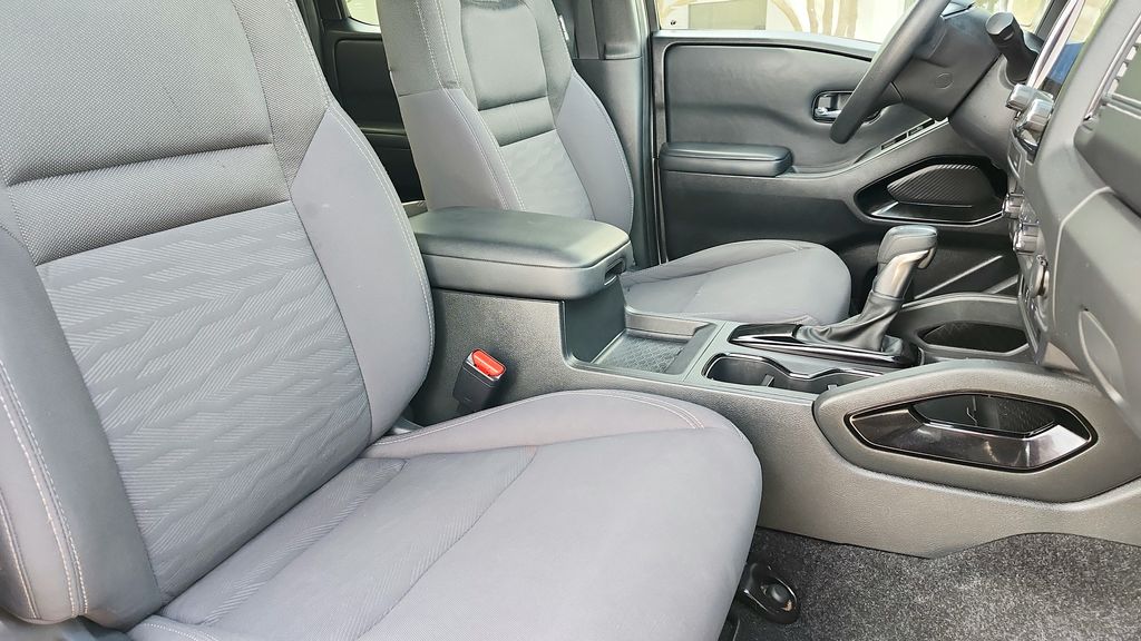 2023 Nissan Frontier