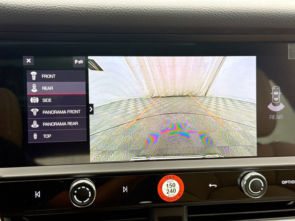 Thumbnail: 2026 Porsche Macan - 18