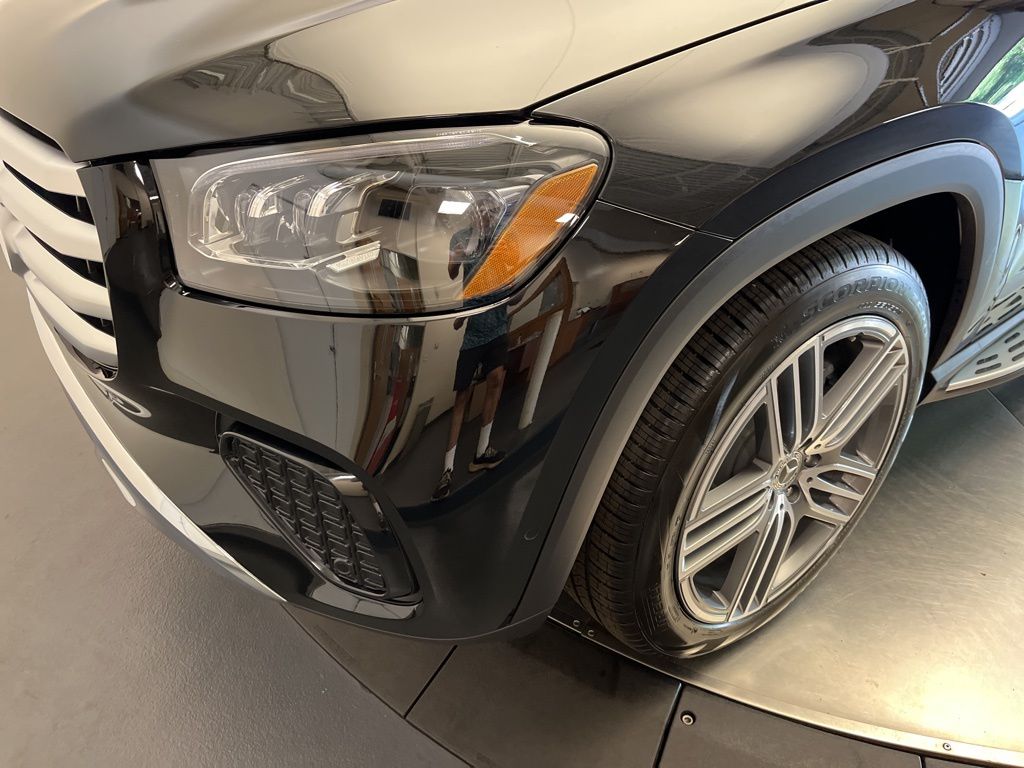 Thumbnail: 2025 Mercedes-Benz GLS - 9