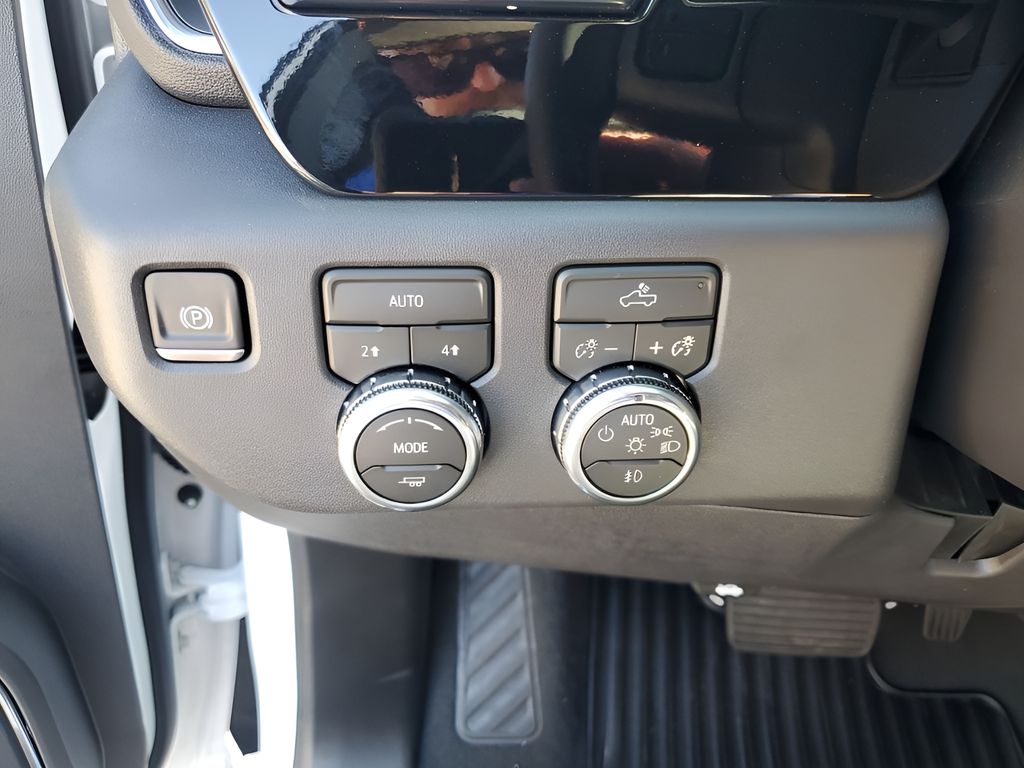 Used 2026 White GMC Elevation image 42