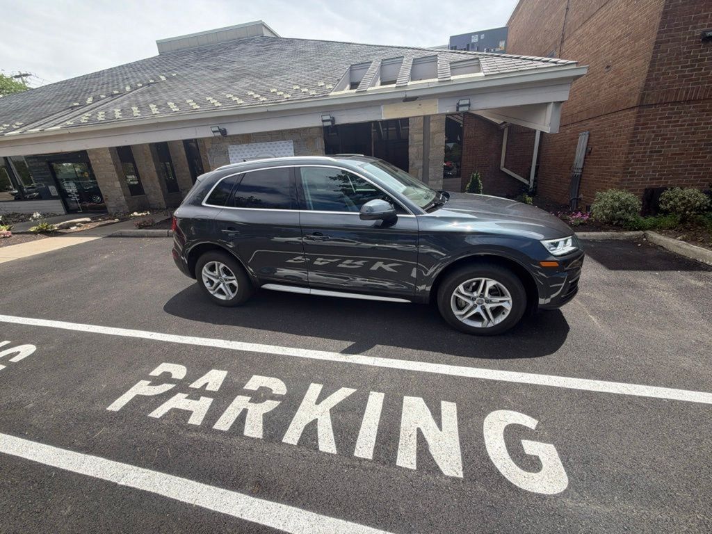 Used 2018 Gray Audi 2.0T image 6