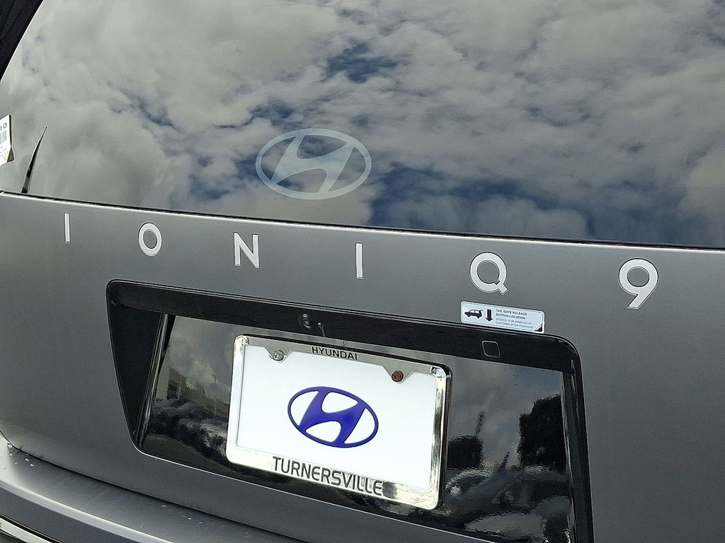 Thumbnail: 2026 Hyundai Ioniq - 11