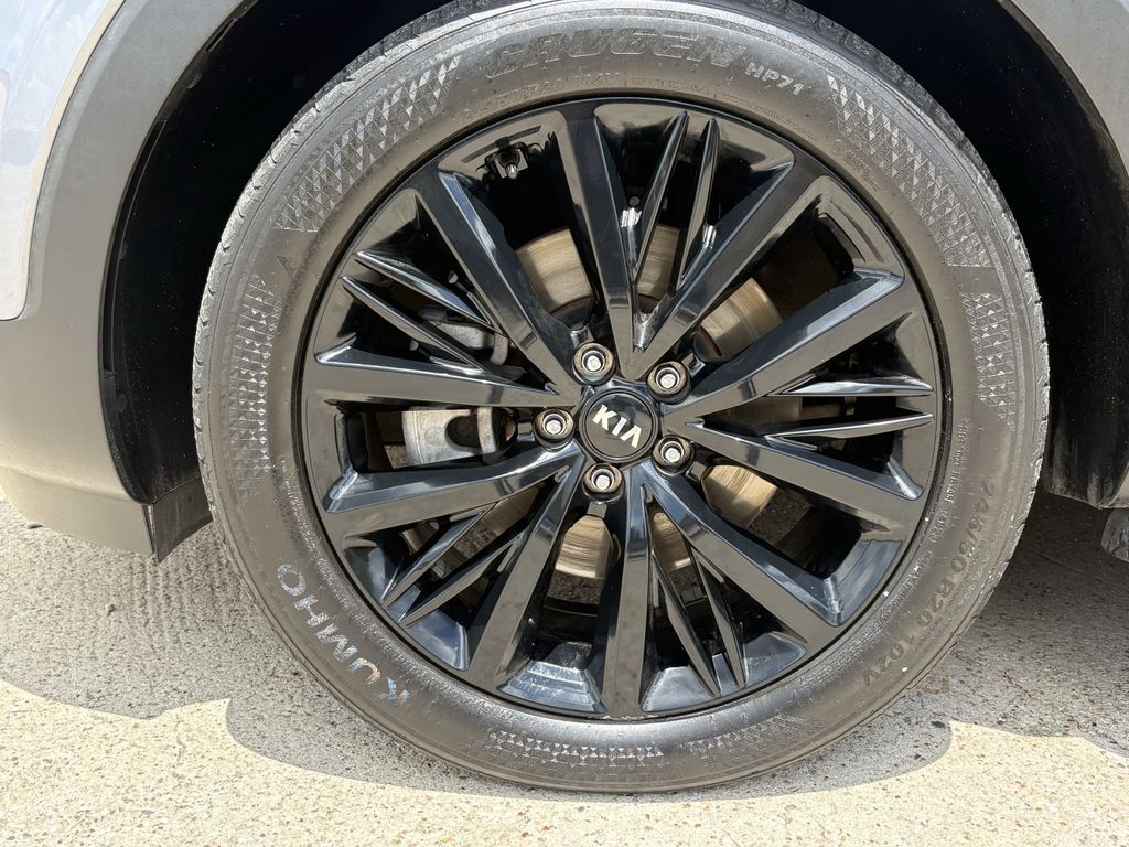 2020 Kia Telluride SX Silver at Bravo Nissan
