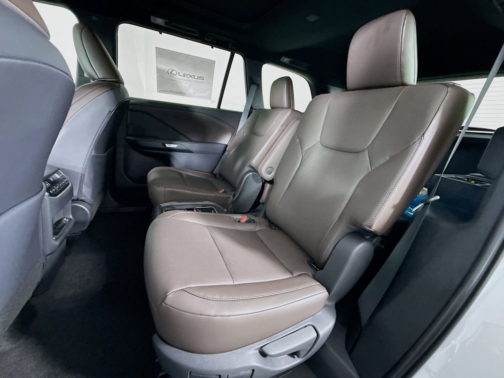 Thumbnail: 2026 Lexus TX - 17