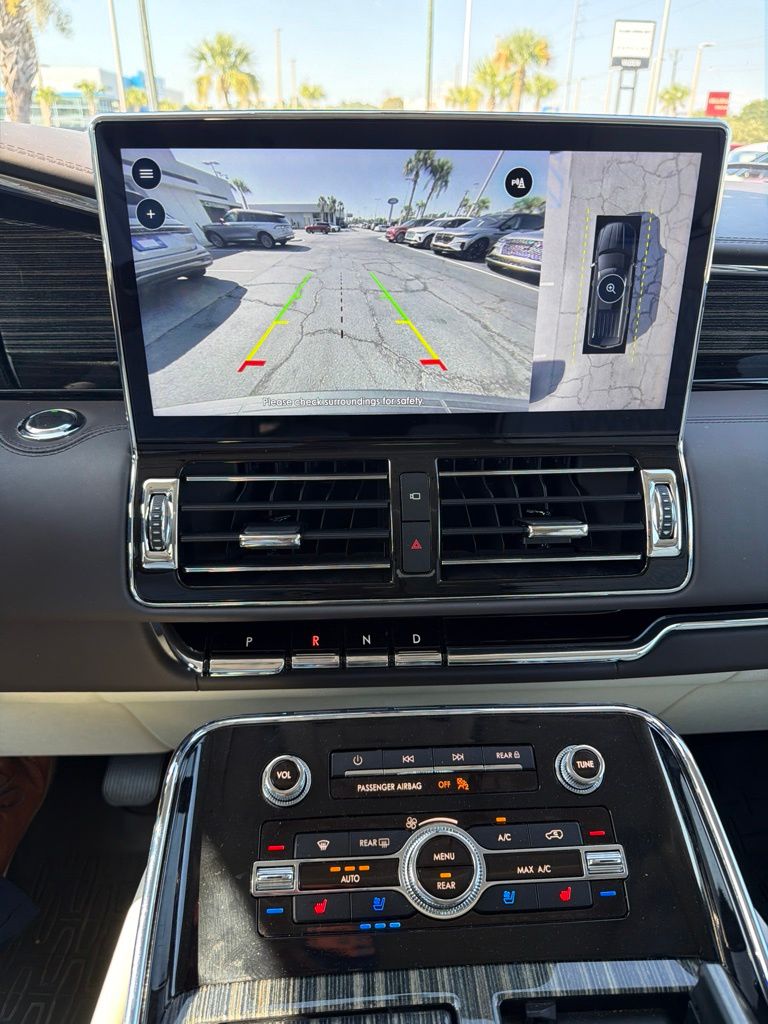 2024 Lincoln Navigator Black Label L