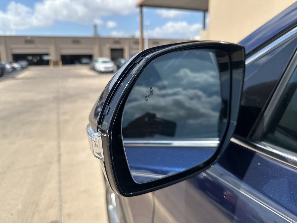 2017 Hyundai Santa Fe Limited 9
