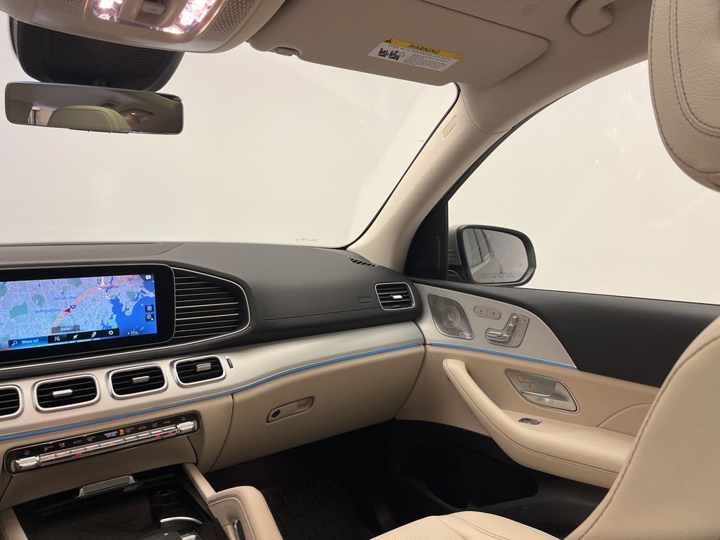 Thumbnail: 2023 Mercedes-Benz GLS - 28