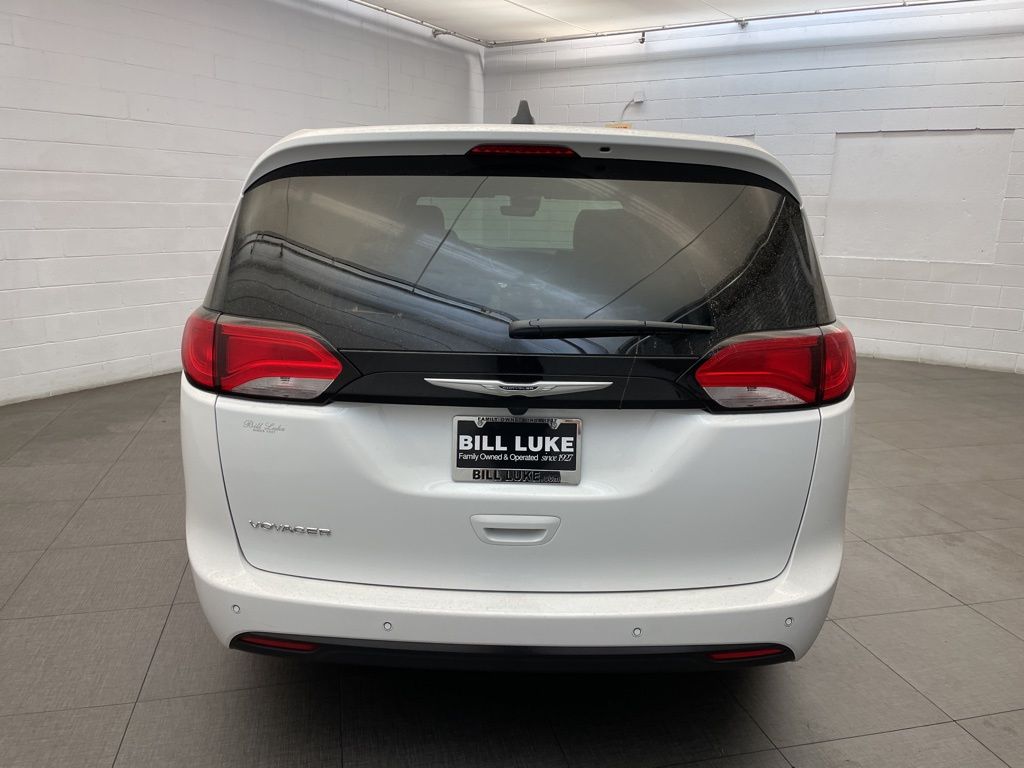 New 2026 White Chrysler LX image 4