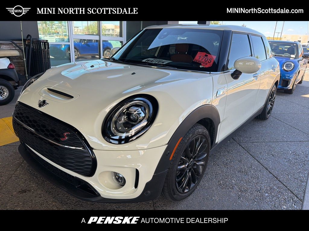 Thumbnail: 2021 MINI Cooper Clubman - 1