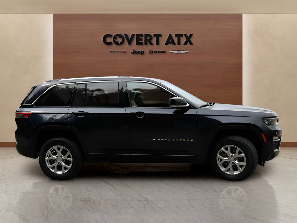 Used Car 2023 Jeep Grand Cherokee  Limited For Sale Under $30,000 In Austin, Texas
