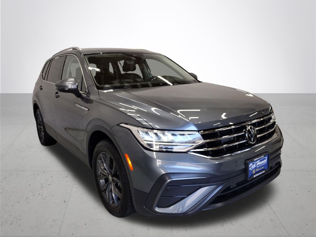 2023 Volkswagen Tiguan 2.0T SE