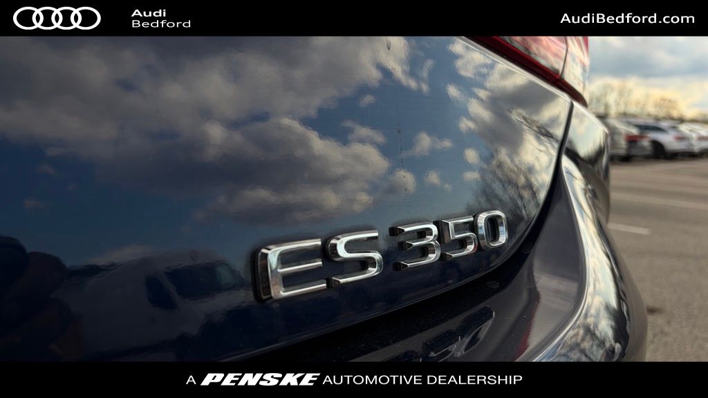 Thumbnail: 2023 Lexus ES - 12