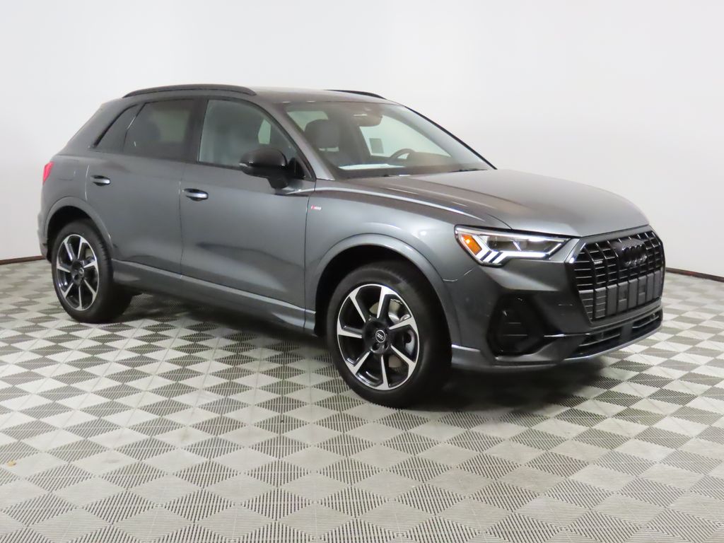 Thumbnail: 2025 Audi Q3 - 7