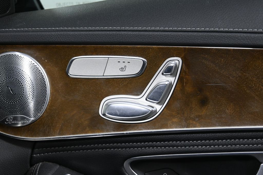 2015 Mercedes-Benz C-Class C 300 28
