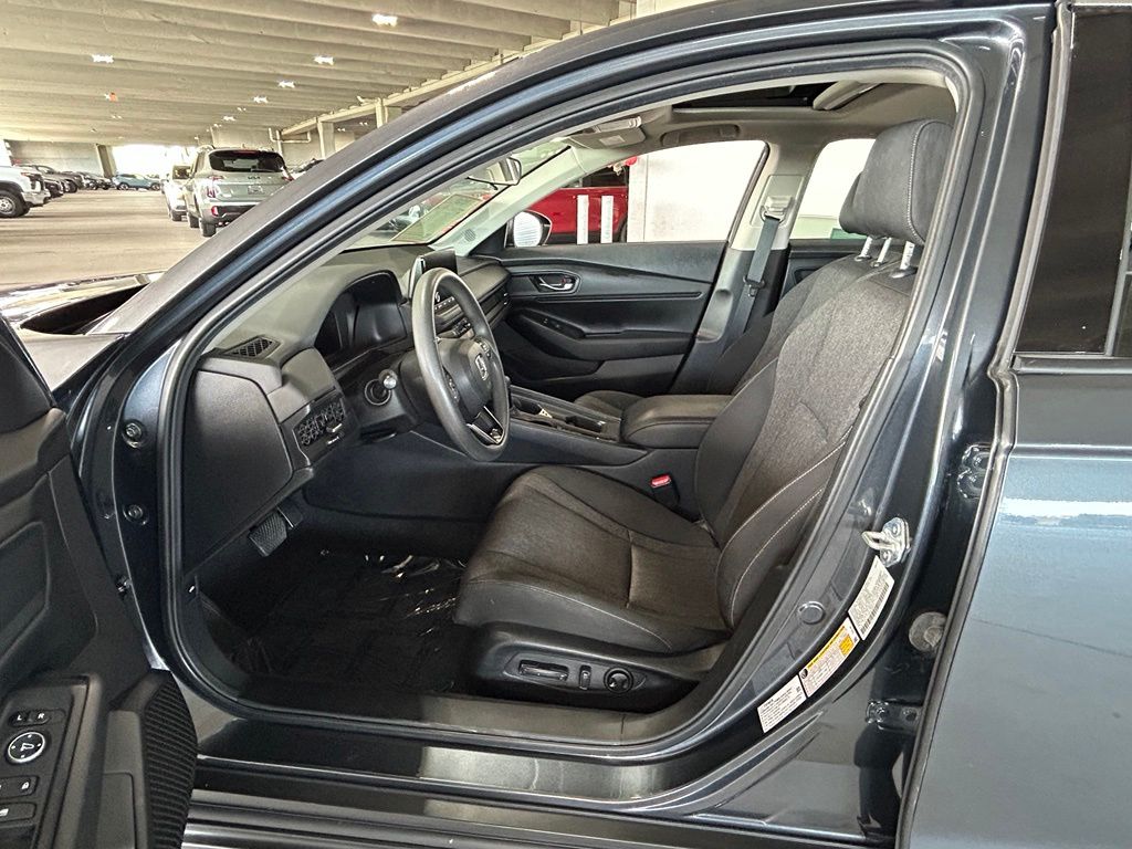 Used 2024 Canyon River Blue Metallic Honda EX image 22