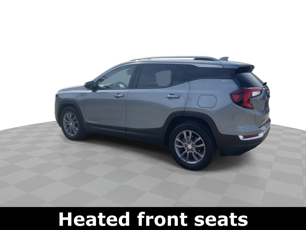 View vehicle photo 6