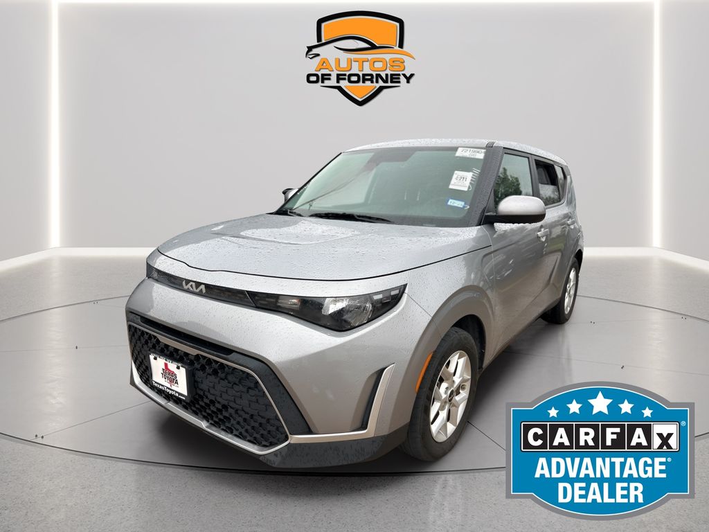 Steel Gray 2024 Kia Soul LX FWD SUV / Crossover Front-Wheel Drive Continuously Variable Transmission