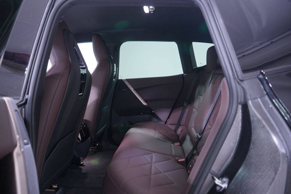 Thumbnail: 2026 BMW iX - 9