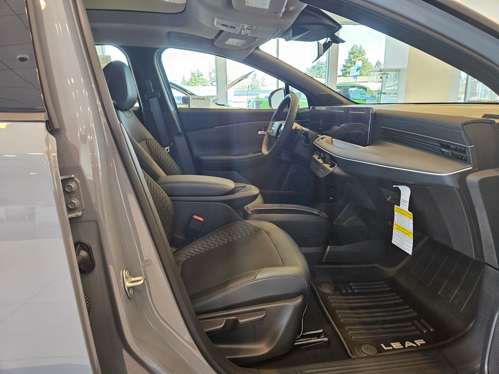 2026 Nissan Leaf PLATINUM+