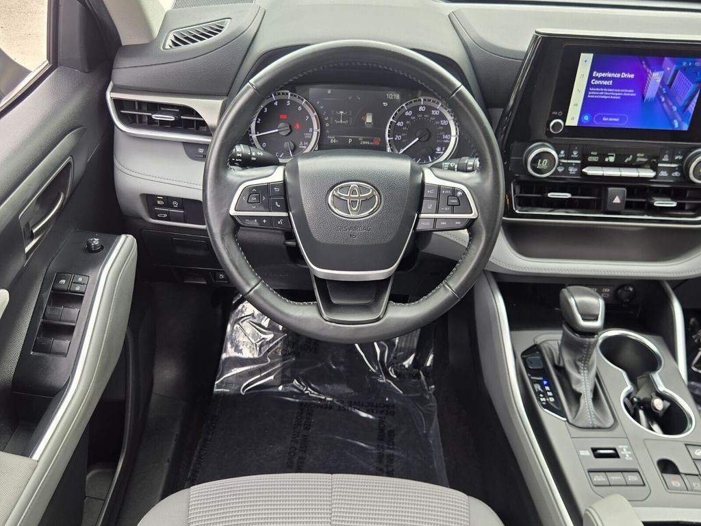 2024 Toyota Highlander - $35,418