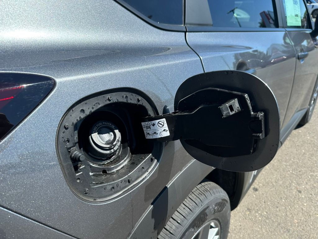 2025 Nissan Rogue S