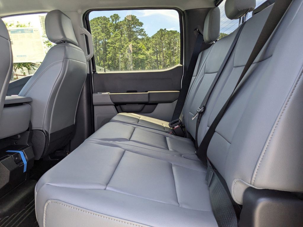 2025 Ford F-350 Super Duty XL
