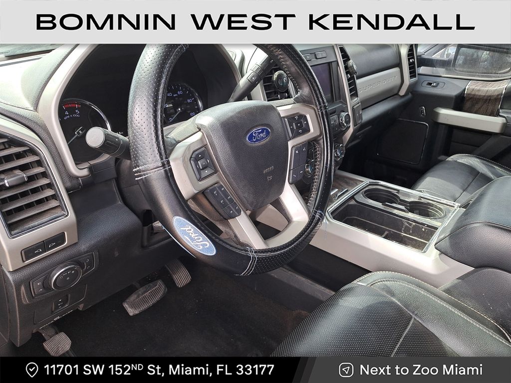2018 Ford F-250SD Lariat photo