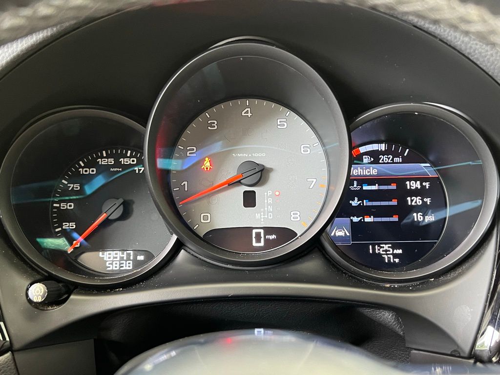 Thumbnail: 2019 Porsche Macan - 10