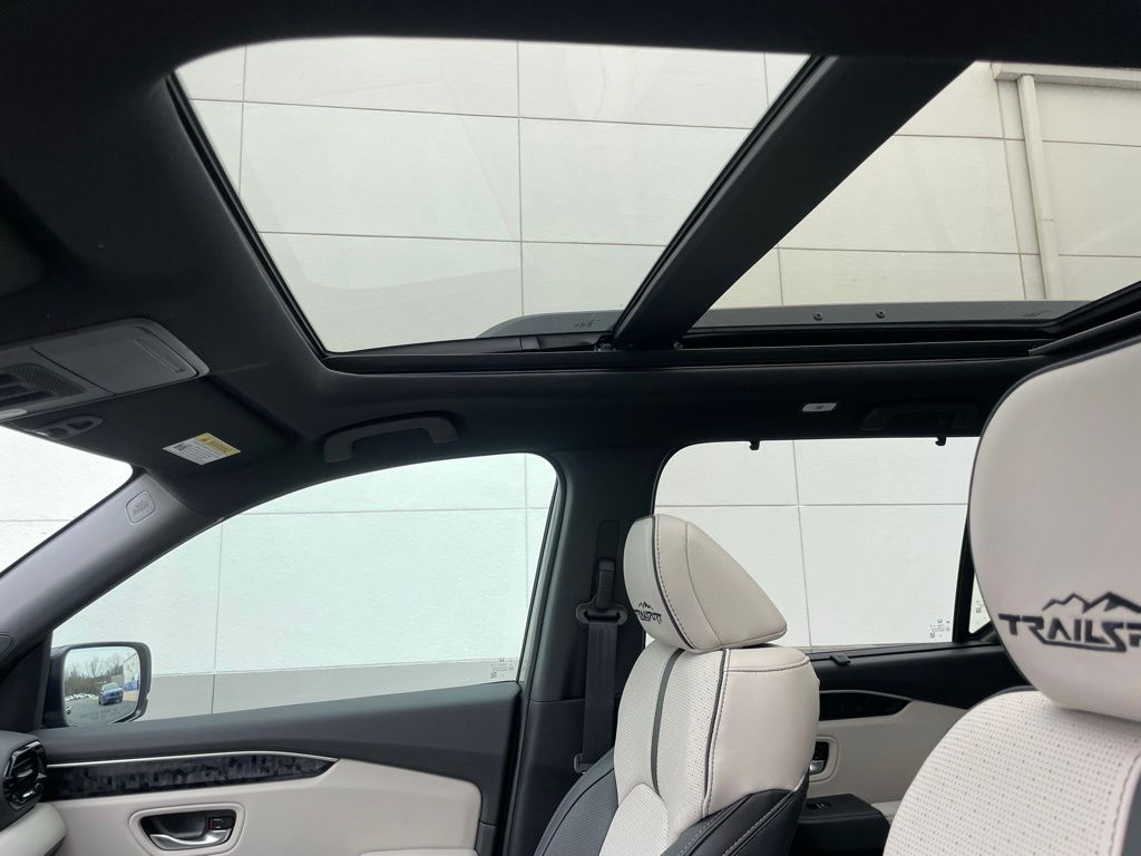 Thumbnail: 2026 Honda Passport - 31